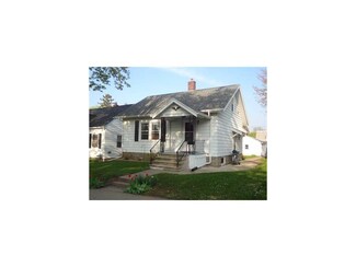 2007 Hamilton St SW, Cedar Rapids, IA 52404