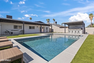 2166 E Greenway Dr, Tempe, AZ 85282