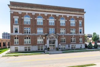 105 Washington Ave Unit 104, Oshkosh, WI 54901