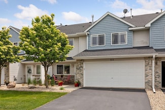 515 Gooseberry Ln, Dundas, MN 55019
