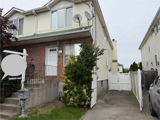 7 Georgetown Ln, Brooklyn, NY 11234