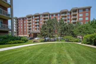 8440 Callie Ave Unit C410, Morton Grove, IL 60053