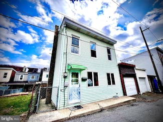 828 E Railroad St, Mahanoy City, PA 17948