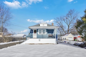 12 Stebbins St, Chicopee, MA 01020