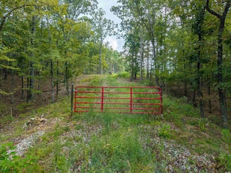 2522 S Crystal Springs Rd, Hot Springs, AR 71968