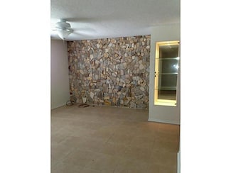 10762 La Placida Dr Unit 305, Coral Springs, FL 33065