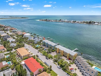 380 8th Ave N Unit 4, Tierra Verde, FL 33715
