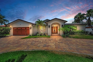 132 Giralda Blvd NE, Saint Petersburg, FL 33704