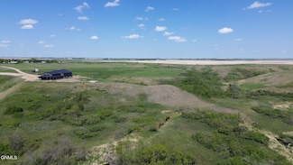 30400 170th Ave NW, Carpio, ND 58725
