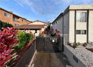 5742 Woodman Ave Unit 2, Van Nuys, CA 91401