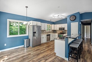 4836 Tuxedo Blvd, Mound, MN 55364