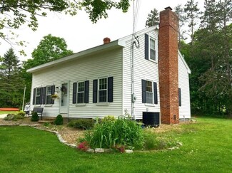6 N Brookfield Rd, Spencer, MA 01562