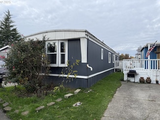 9000 NE M l King Blvd Unit 88, Portland, OR 97211