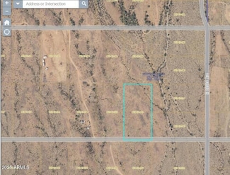 324XX W Smokehouse Trail Unit 83, Wittmann, AZ 85361