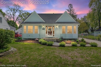 1449 Westlawn St, Mount Clemens, MI 48043