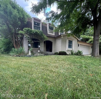 39713 Chaffer Ct, Clinton Township, MI 48038