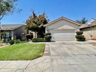 4287 N Carnegie Ave, Fresno, CA 93722