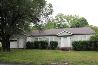 905 S Smelter St, Pittsburg, KS 66762
