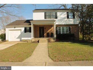 34 Susan Ln, Waterford Works, NJ 08089