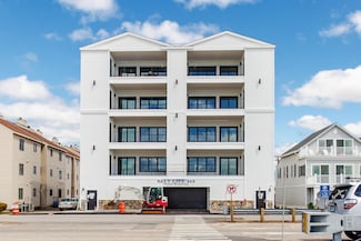 465 Ocean Blvd Unit 201, Hampton, NH 03842