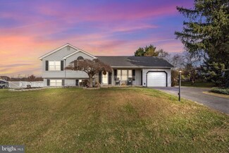 98 Smokebox Cir, Stewartstown, PA 17363