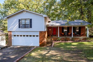 8719 Boulder Ln, Little Rock, AR 72227