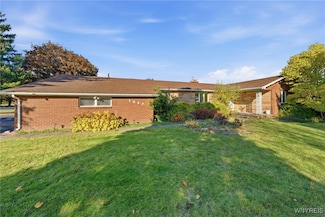 1045 Ransom Rd, Grand Island, NY 14072