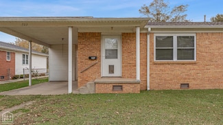703 E Elm St, Walnut Ridge, AR 72476