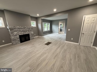 178 Crosswicks Rd, Bordentown, NJ 08505