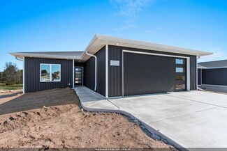 4001 Antwerp Ave Unit 32, Howard, WI 54313