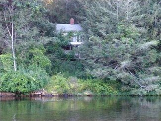 93 Sandy Beach Rd, Holland, MA 01521
