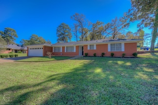 2519 Lakecrest Dr, Shreveport, LA 71109