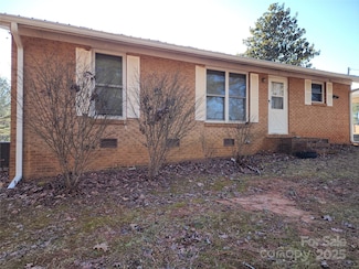 2333 Howells Ferry Rd, Hickory Grove, SC 29717