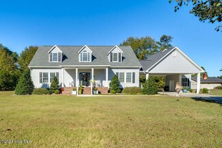 917 E Main St, Rose Hill, NC 28458