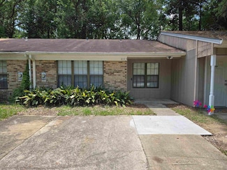 1815 Hartsfield Rd Unit 4, Tallahassee, FL 32303