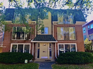 5543 W Higgins Ave Unit 1, Chicago, IL 60630