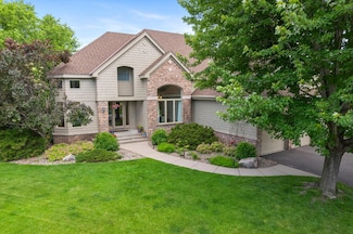 3933 Donegal Way, Saint Paul, MN 55122
