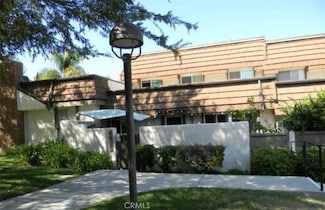 10175 Larwin Ave Unit 2, Chatsworth, CA 91311