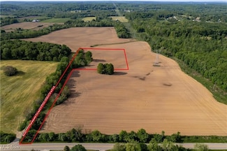 347 Koontz Rd, Sharon Center, OH 44274