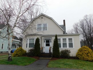 11 Walnut St, Hillsboro, NH 03244