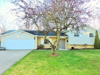 26937 Adele Ln, Olmsted Falls, OH 44138