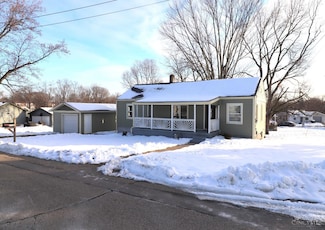 7990 Kenneth St, West Chester, OH 45069
