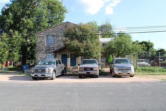 615 Pecan St, Junction, TX 76849