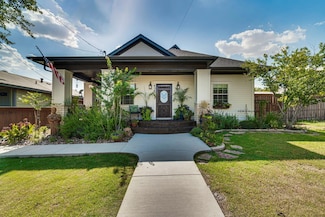 406 Commerce St, Maypearl, TX 76064