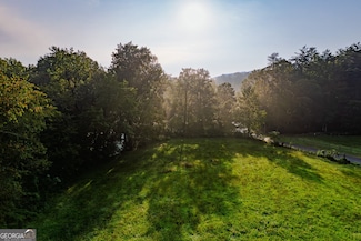 228 Holly Branch Dr, Ellijay, GA 30536