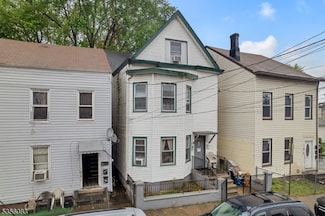 124 E Main St, Paterson, NJ 07522