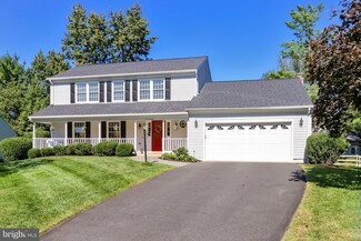 13148 Fern Hollow Ct, Herndon, VA 20171