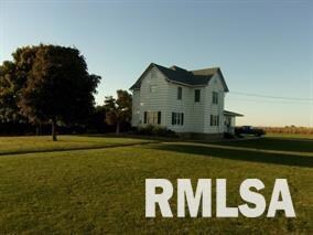 1589 200th St, Tipton, IA 52772