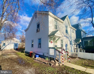 21 W Griffith St, Penns Grove, NJ 08069
