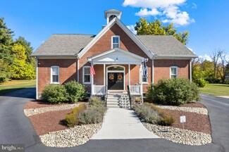 3062 Main St, Green Lane, PA 18054
